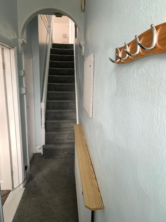 Lovely City Town House With Free Parking Sleeps 2 To 6 Guests York Exterior foto
